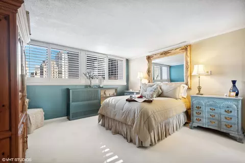 30 E Division St #8DE, Chicago, IL 60610 photo 15