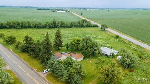 8917 Backbone Rd, Sheffield, IL 61361 photo 1