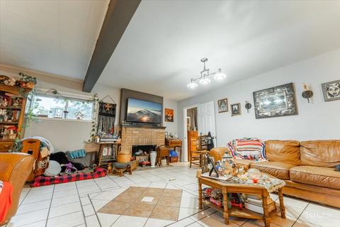 8917 Backbone Rd, Sheffield, IL 61361 photo 10