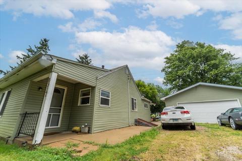 8917 Backbone Rd, Sheffield, IL 61361 photo 3