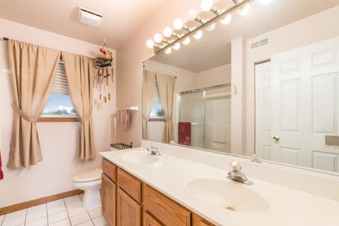 Undisclosed, Spring Grove, IL 60081 photo 27