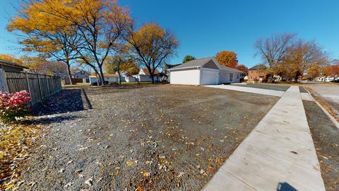 2104 9th St, Peru, IL 61354 photo 6