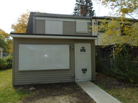 2318 E 96th St, Chicago, IL 60617 photo 2