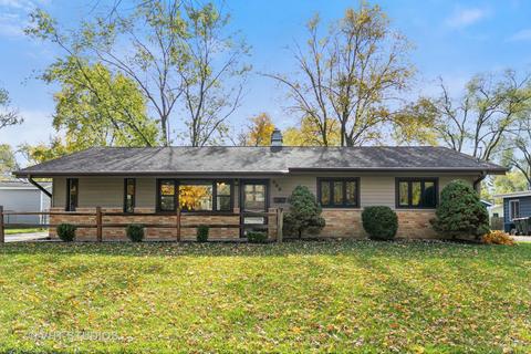 555 Kingman Ln, Hoffman Estates, IL 60169 photo 1