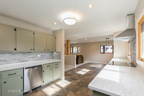 555 Kingman Ln, Hoffman Estates, IL 60169 photo 5