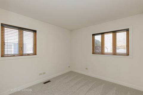 555 Kingman Ln, Hoffman Estates, IL 60169 photo 9