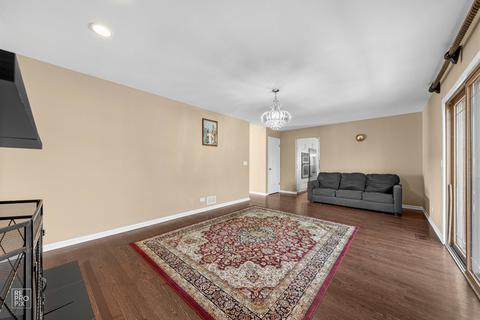 731 Eastchester Rd, Wheeling, IL 60090 photo 4