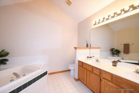 339 Cimarron Rd E, Lombard, IL 60148 photo 29