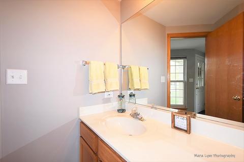 339 Cimarron Rd E, Lombard, IL 60148 photo 18