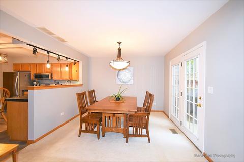 339 Cimarron Rd E, Lombard, IL 60148 photo 9