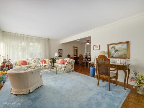 1107 Juniper Ter, Glenview, IL 60025 photo 3