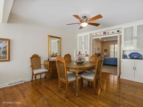 1107 Juniper Ter, Glenview, IL 60025 photo 4