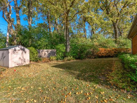 1107 Juniper Ter, Glenview, IL 60025 photo 26