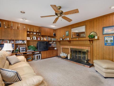 1107 Juniper Ter, Glenview, IL 60025 photo 8