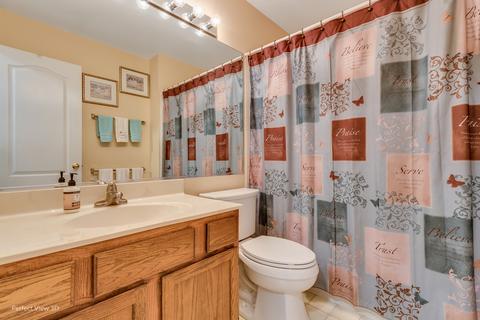 1467 Diamond Dr, Hoffman Estates, IL 60192 photo 25