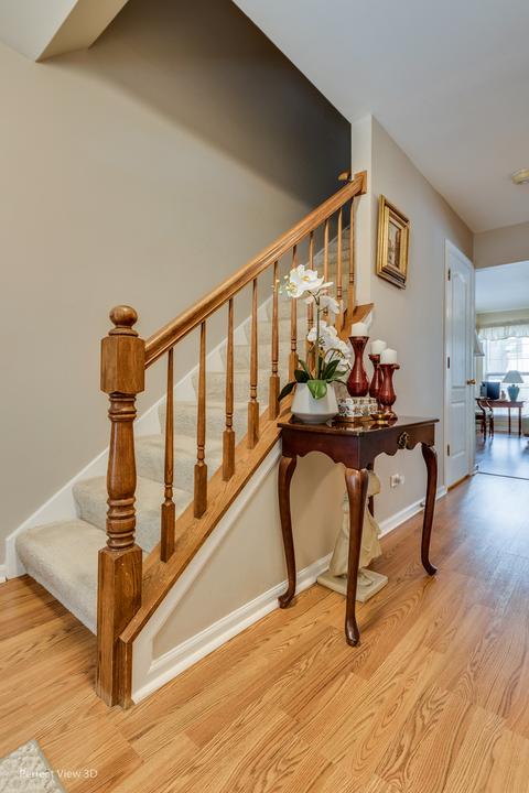 1467 Diamond Dr, Hoffman Estates, IL 60192 photo 6