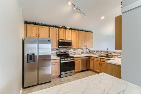 2001 Concord Dr, Mchenry, IL 60050 photo 8