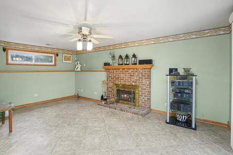 50 Cloverleaf Rd, Matteson, IL 60443 photo 7