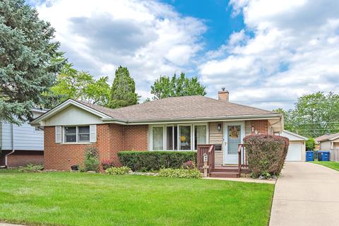 1904 Nimitz Dr, Des Plaines, IL 60018 photo 1
