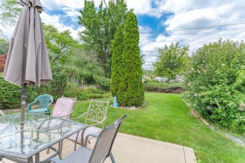 1904 Nimitz Dr, Des Plaines, IL 60018 photo 17