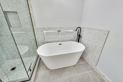 323 E Cullerton St, Chicago, IL 60616 photo 21