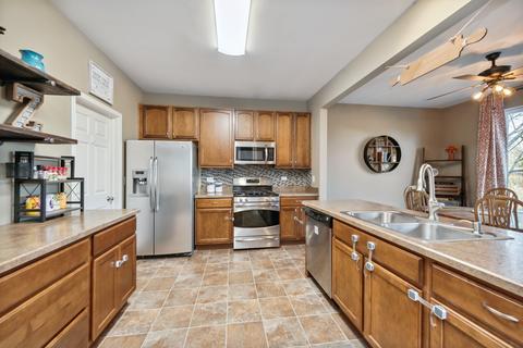 1355 Draper Rd, Mchenry, IL 60050 photo 4