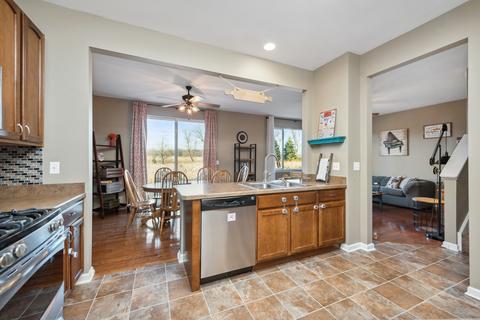 1355 Draper Rd, Mchenry, IL 60050 photo 5