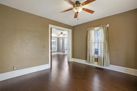 512 E North St, Plano, IL 60545 photo 4