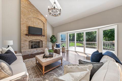 1798 Rose Ct, Wheaton, IL 60187 photo 7