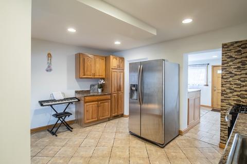 6414 S Lorel Ave, Chicago, IL 60638 photo 8