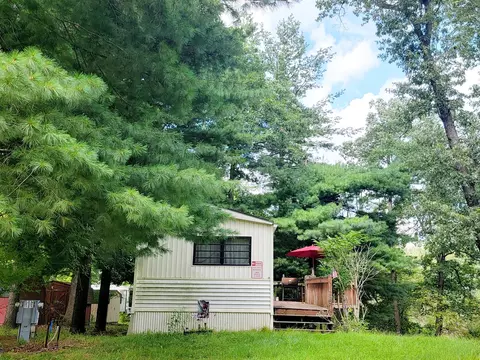 129 Woodhaven, Sublette, IL 61367