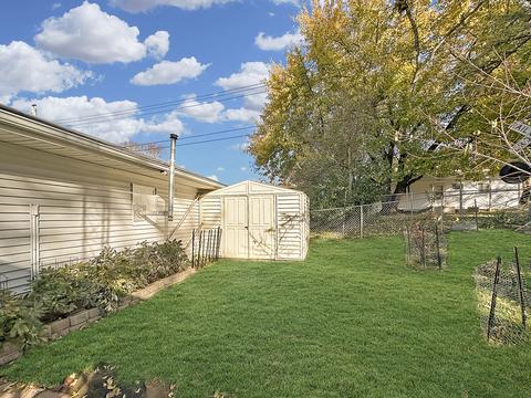 1240 Hillcrest Ln, Freeport, IL 61032 photo 22