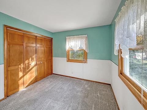 1240 Hillcrest Ln, Freeport, IL 61032 photo 13