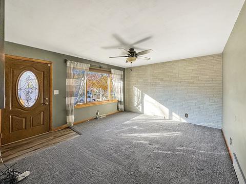 1240 Hillcrest Ln, Freeport, IL 61032 photo 8