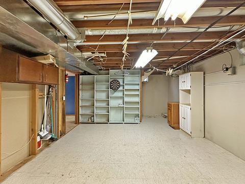 1240 Hillcrest Ln, Freeport, IL 61032 photo 21