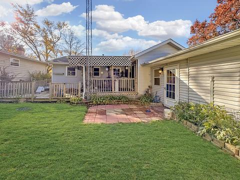 1240 Hillcrest Ln, Freeport, IL 61032 photo 23