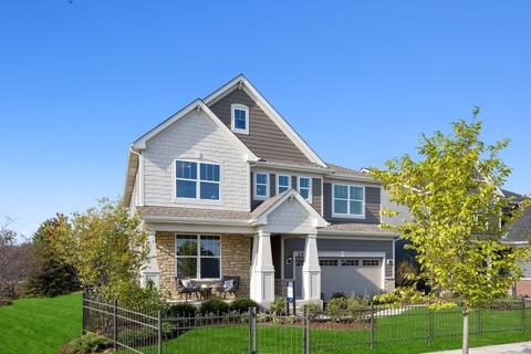 3797 Honeysuckle Ln, Elgin, IL 60124 photo 2
