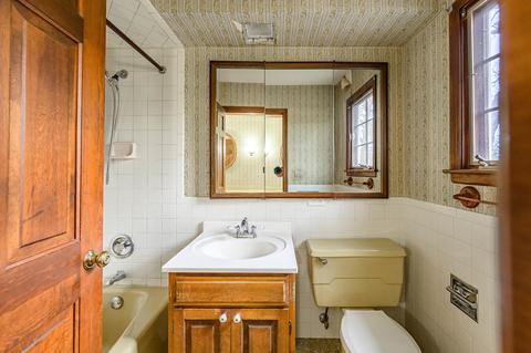1 S615 Winfield Rd, Wheaton, IL 60189 photo 17