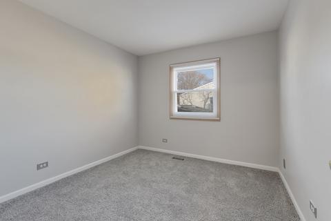 328 Joan Ct #B, Bartlett, IL 60103 photo 17