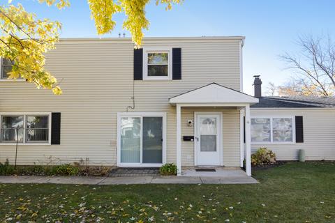 328 Joan Ct #B, Bartlett, IL 60103 photo 2