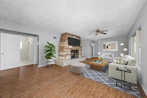 15744 Washtenaw Ave, Markham, IL 60428 photo 9