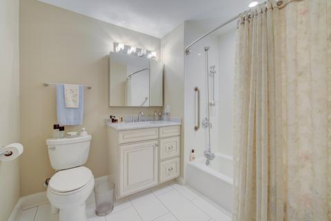 17 W561 White Pine Rd, Addison, IL 60101 photo 32