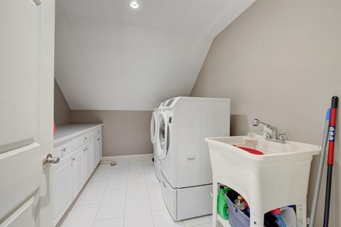 17 W561 White Pine Rd, Addison, IL 60101 photo 38
