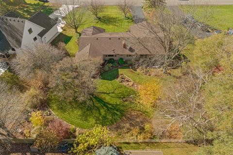 9 N783 Tipi Ln, Elgin, IL 60123 photo 3