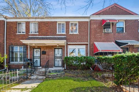 7933 S Jeffery Blvd, Chicago, IL 60617 photo 1