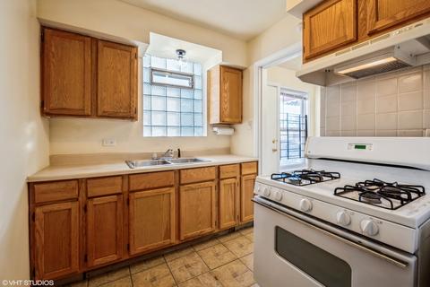 7933 S Jeffery Blvd, Chicago, IL 60617 photo 4