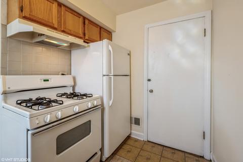 7933 S Jeffery Blvd, Chicago, IL 60617 photo 5