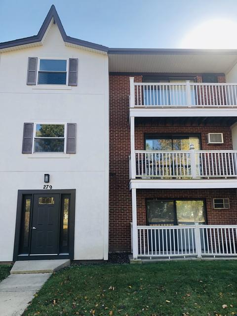 279 Gregory St #2, Aurora, IL 60504 photo 1