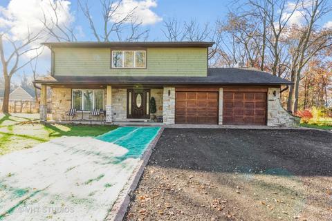 267 E County Line Rd E, Barrington, IL 60010 photo 2