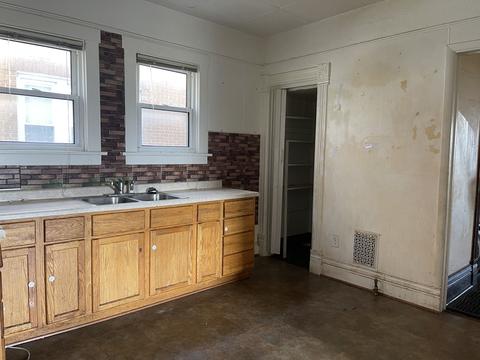539 S Dearborn Ave, Kankakee, IL 60901 photo 6
